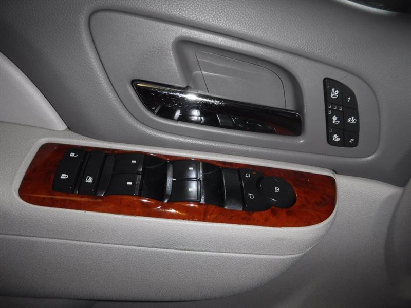 Chevrolet Silverado 3500HD LTZ Crew Cab 4WD 2013