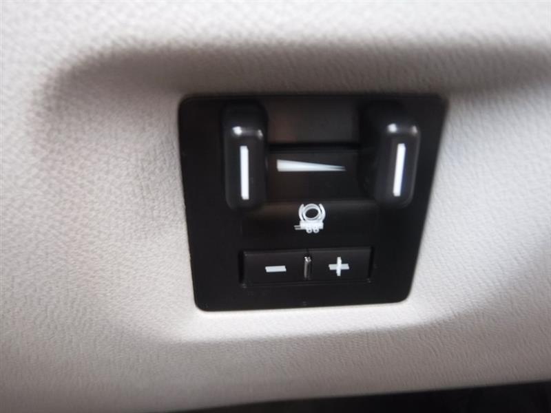 Chevrolet Silverado 3500HD LTZ Crew Cab 4WD 2013