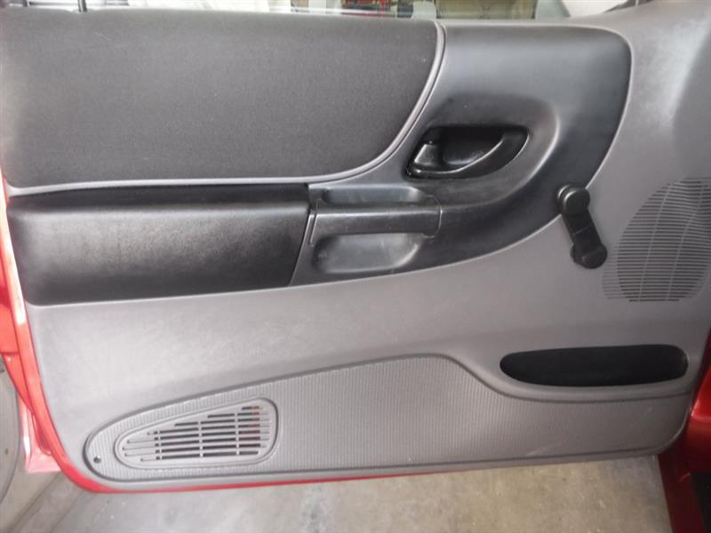 Ford Ranger XL Short Bed 2WD - 311A 2003