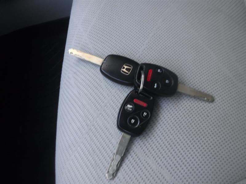 Honda Civic 4dr Sdn LX Auto 2012