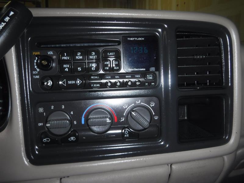 Chevrolet Silverado 1500 HD LT Crew Cab 4WD 2002