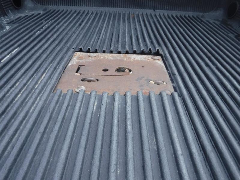 Chevrolet Silverado 1500 HD LS Crew Cab 2WD 2002