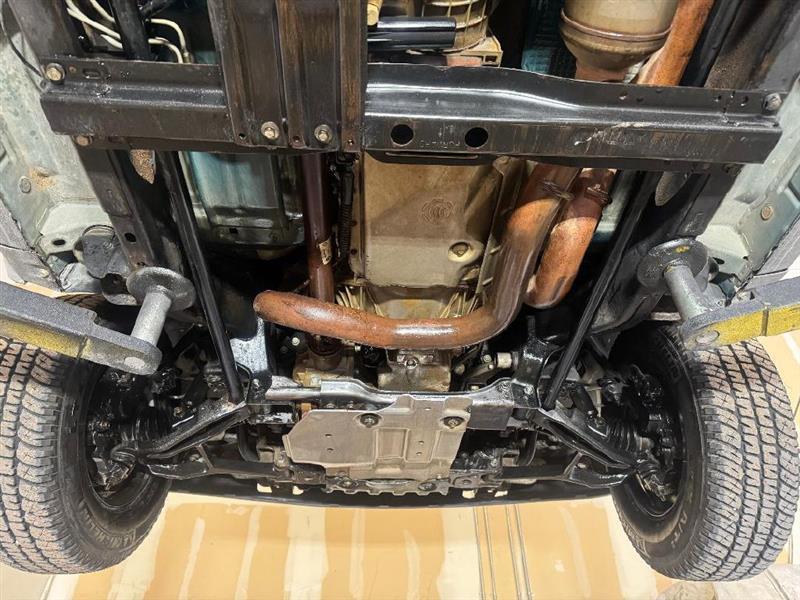 Chevrolet Silverado 1500 HD LS Crew Cab 2WD 2002