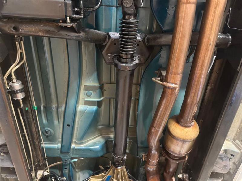 Chevrolet Silverado 1500 HD LS Crew Cab 2WD 2002