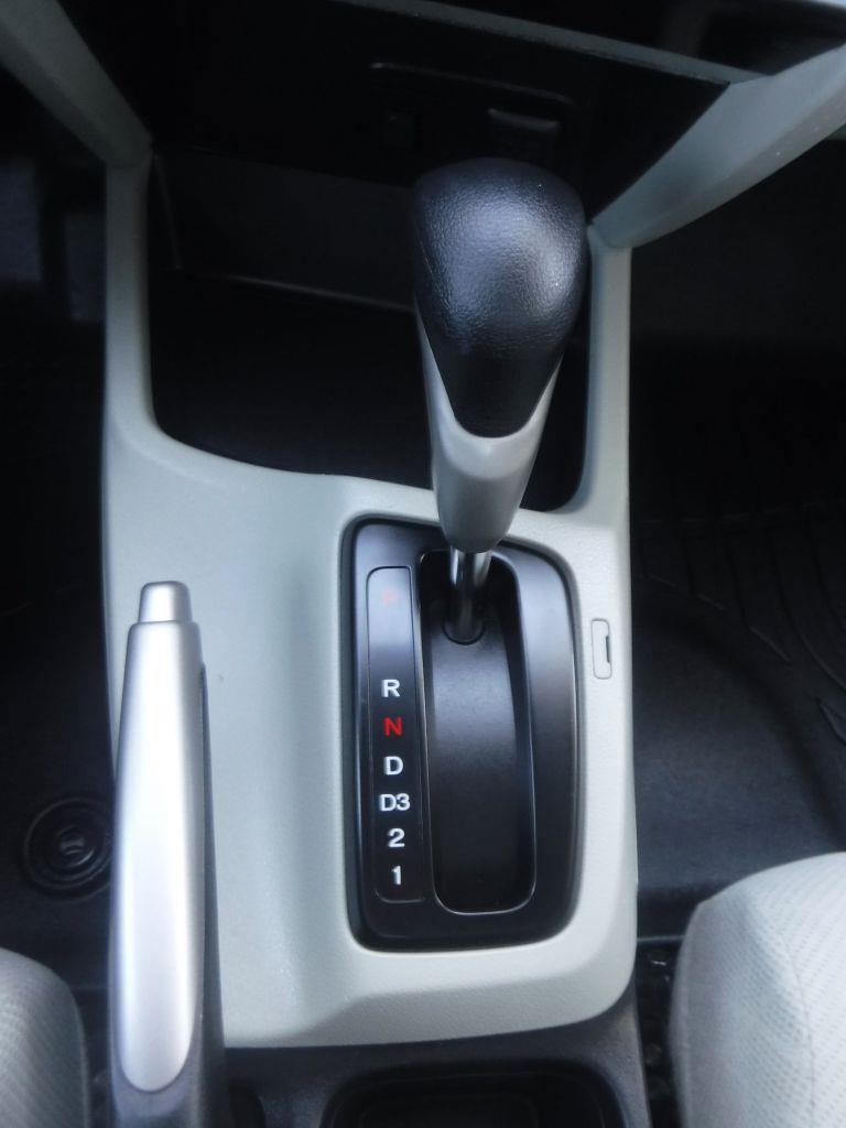 Honda Civic EX Sedan 5-Speed AT 2012