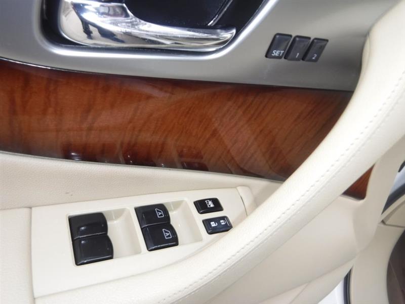 Infiniti FX FX35 AWD 2012