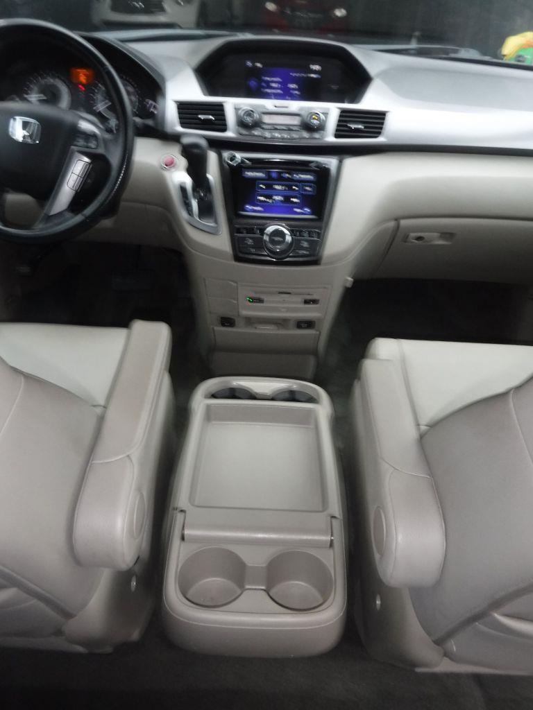 Honda Odyssey Touring Elite 2014