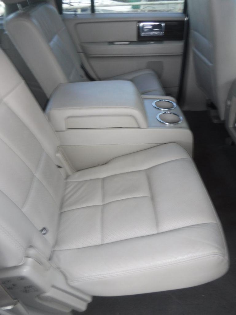 Lincoln Navigator 2WD 2008