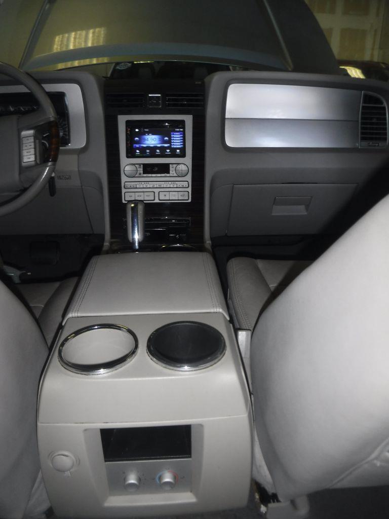 Lincoln Navigator 2WD 2008