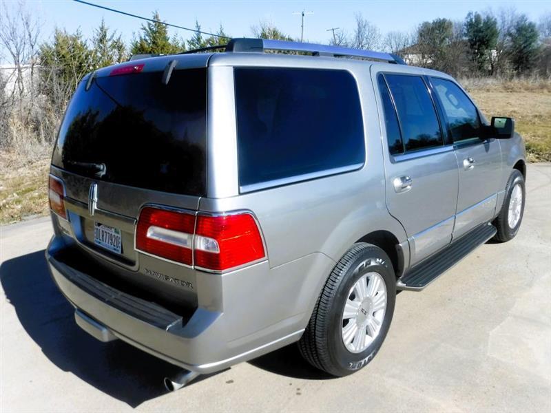 Lincoln Navigator 2WD 2008