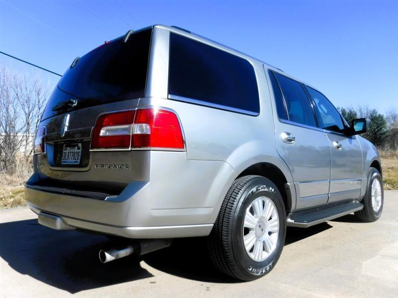 Lincoln Navigator 2WD 2008