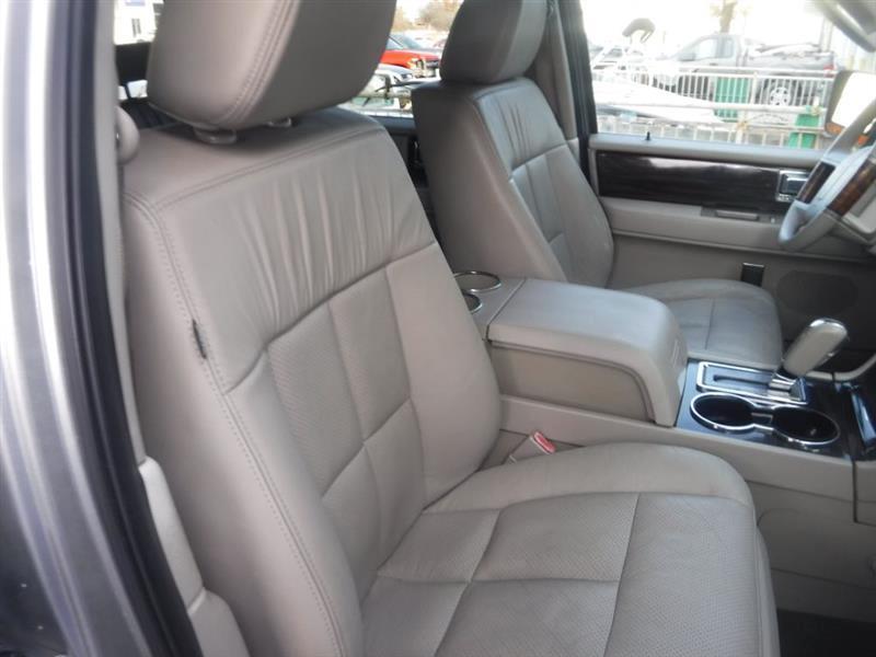 Lincoln Navigator 2WD 2008