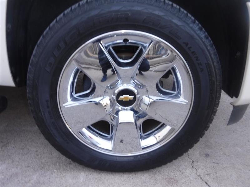 Chevrolet Silverado 1500 LT Crew Cab 2WD 2011