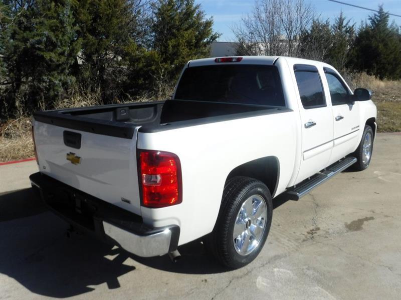 Chevrolet Silverado 1500 LT Crew Cab 2WD 2011