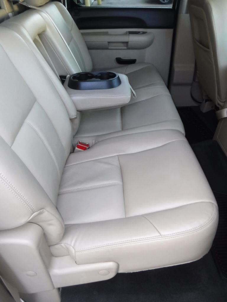 Chevrolet Silverado 1500 LT Crew Cab 2WD 2011