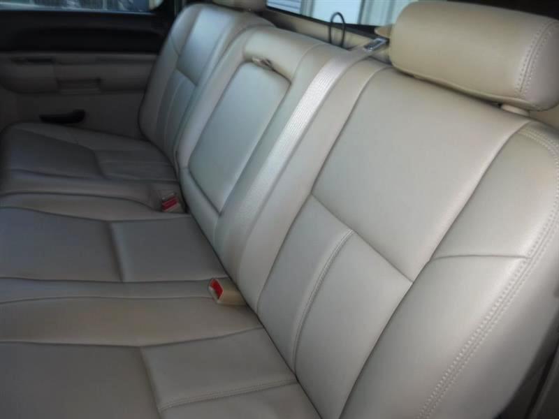 Chevrolet Silverado 1500 LT Crew Cab 2WD 2011