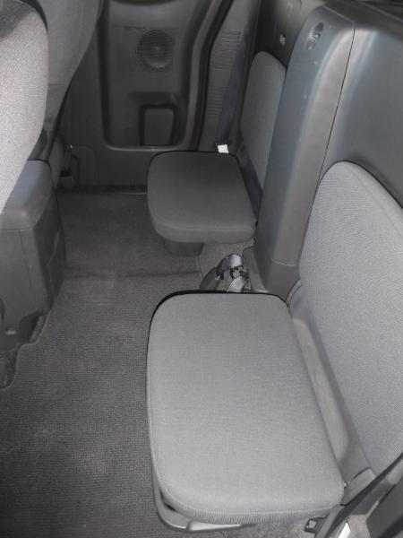 Nissan Frontier SE King Cab 2WD 2010