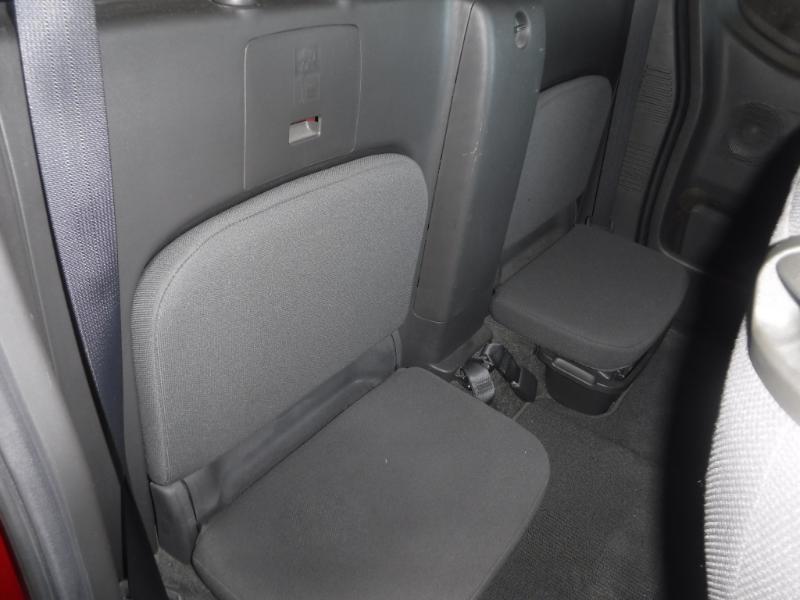 Nissan Frontier SE King Cab 2WD 2010