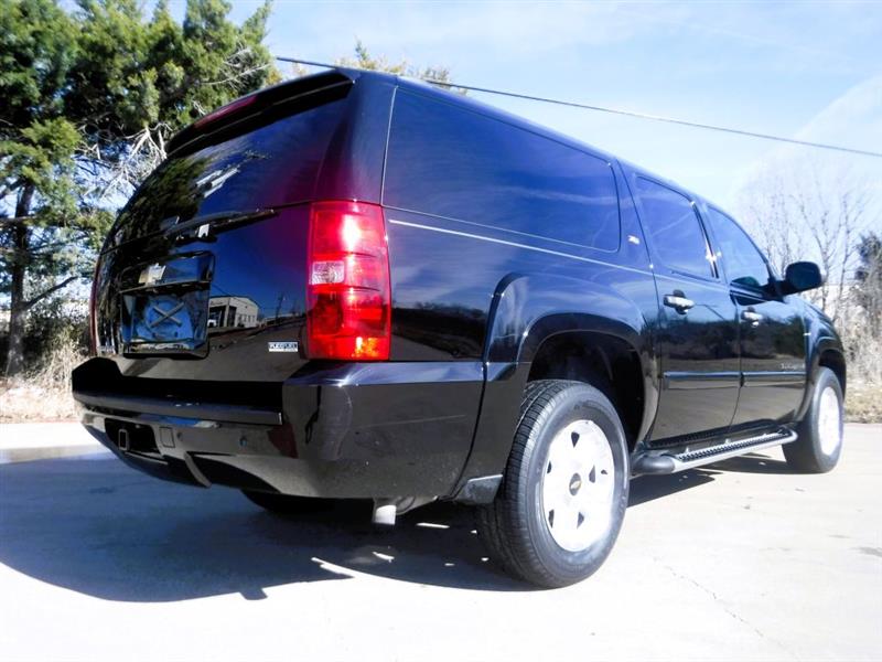 Chevrolet Suburban LTZ 1500 4WD 2008
