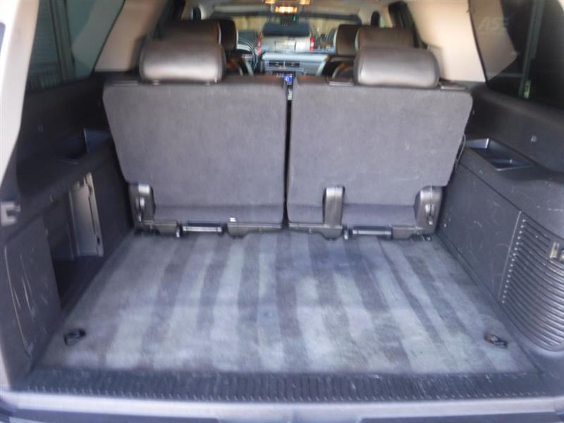 Chevrolet Suburban LTZ 1500 4WD 2008