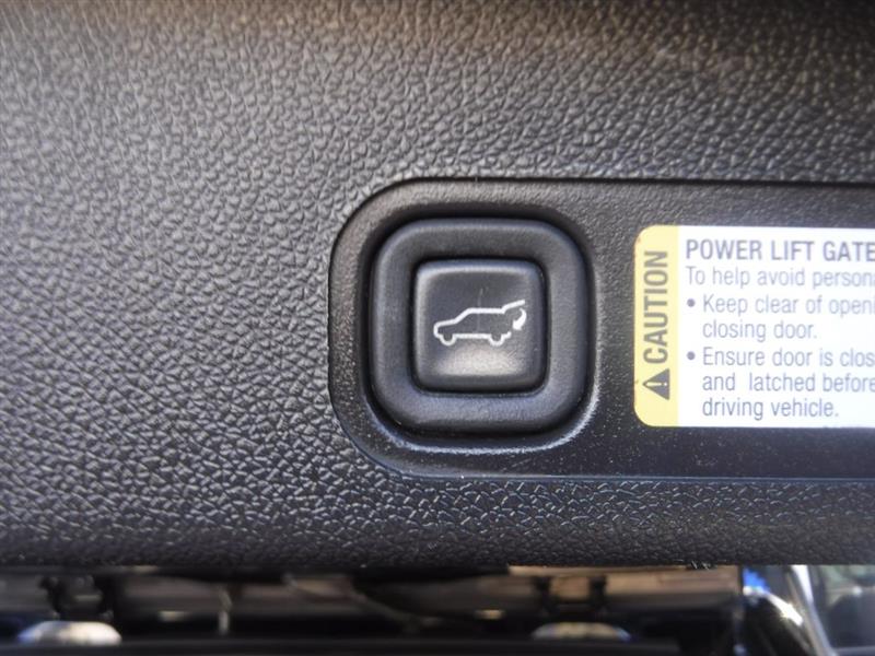 Chevrolet Suburban LTZ 1500 4WD 2008