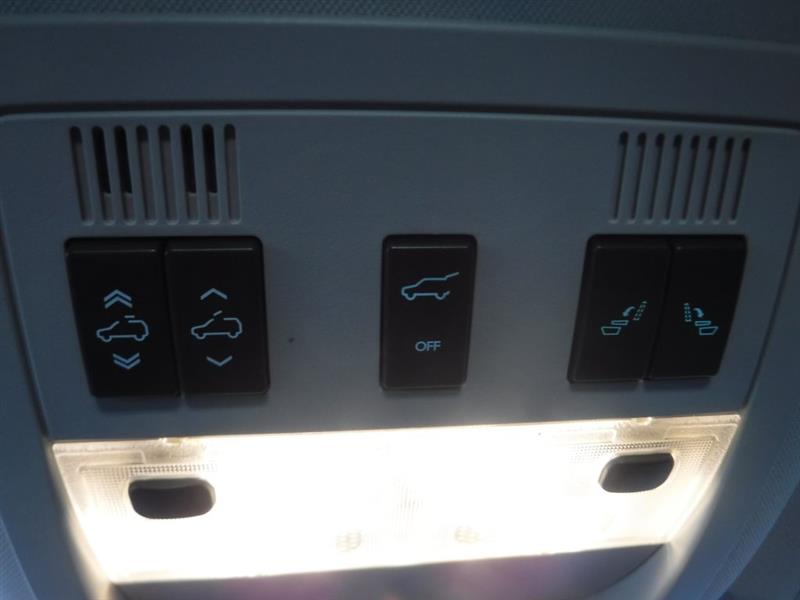 Chevrolet Suburban LTZ 1500 4WD 2008