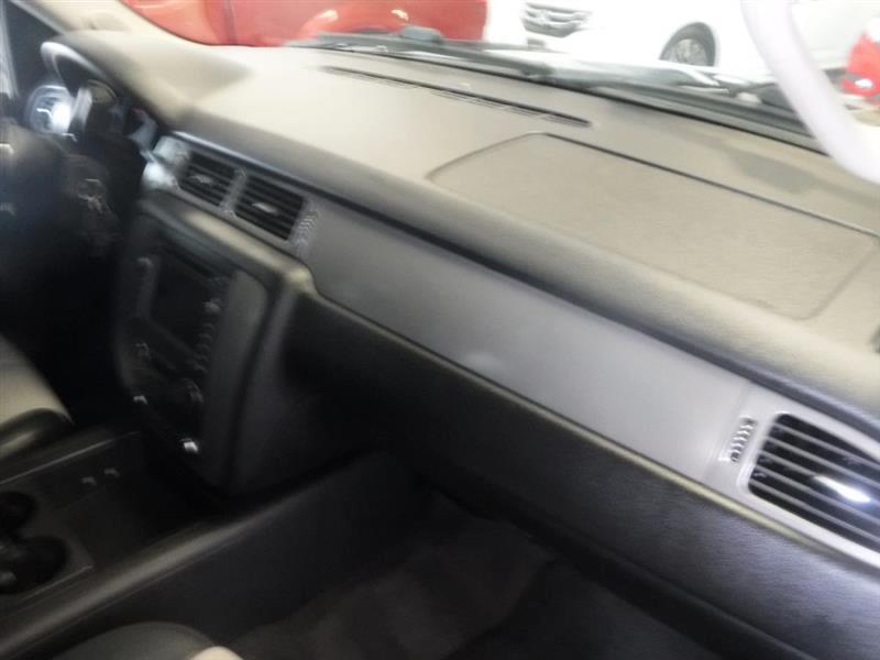 Chevrolet Suburban LTZ 4WD 2008