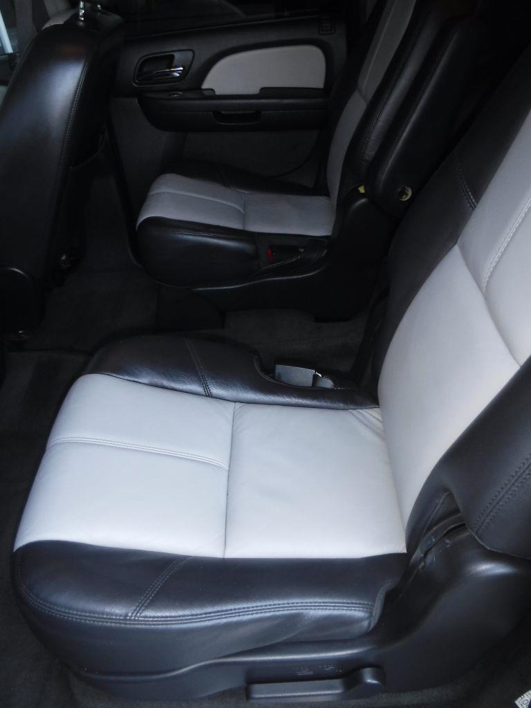 Chevrolet Suburban LTZ 4WD 2008