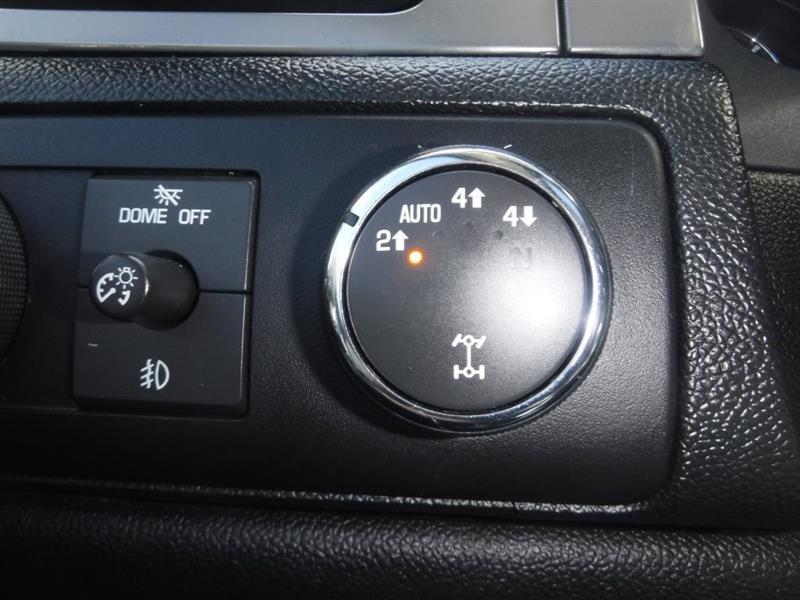 Chevrolet Suburban LTZ 4WD 2008