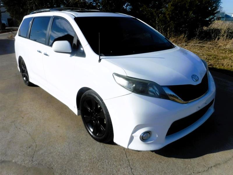Toyota Sienna SE FWD 8-Passenger FWD V6 2013