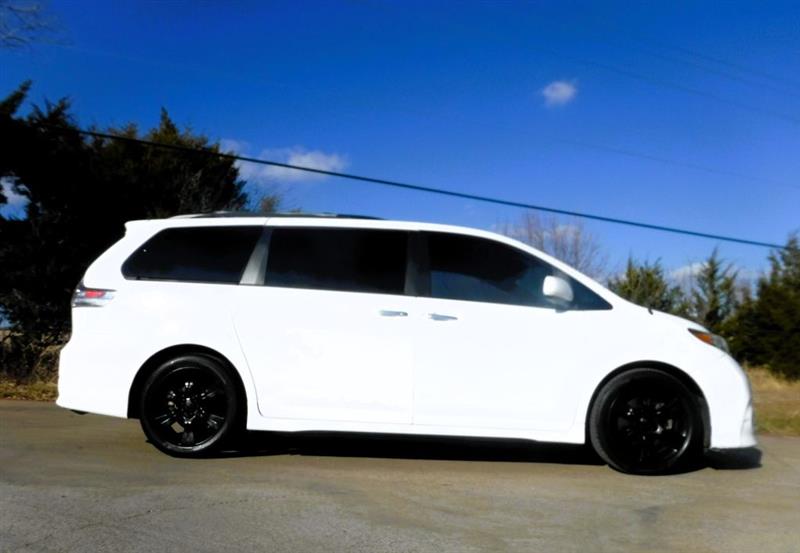 Toyota Sienna SE FWD 8-Passenger FWD V6 2013