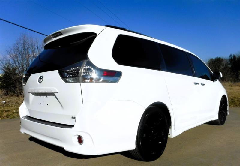 Toyota Sienna SE FWD 8-Passenger FWD V6 2013