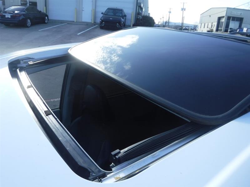 Toyota Sienna SE FWD 8-Passenger FWD V6 2013