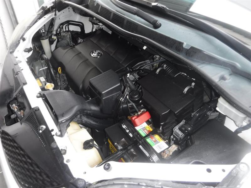 Toyota Sienna SE FWD 8-Passenger FWD V6 2013