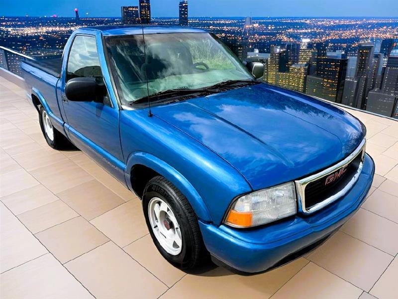 GMC Sonoma SL Reg. Cab Short Bed 2WD 1999