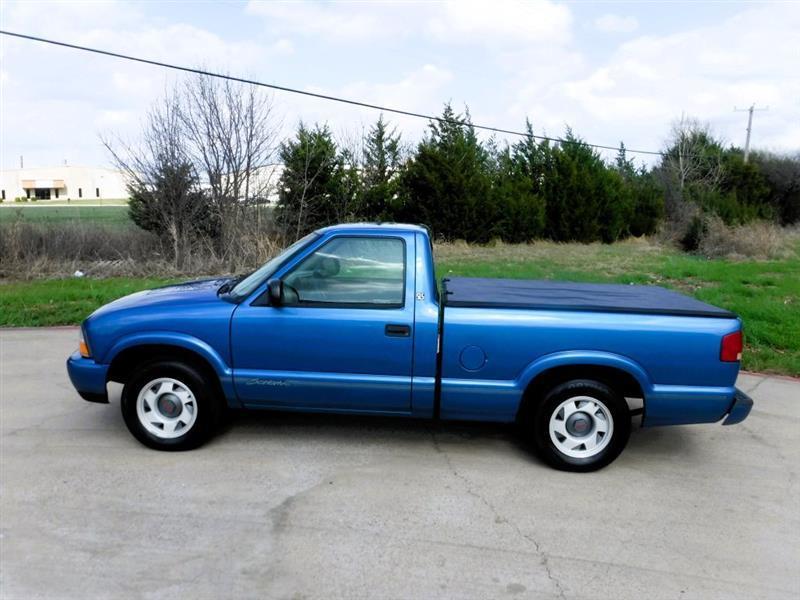 GMC Sonoma SL Reg. Cab Short Bed 2WD 1999