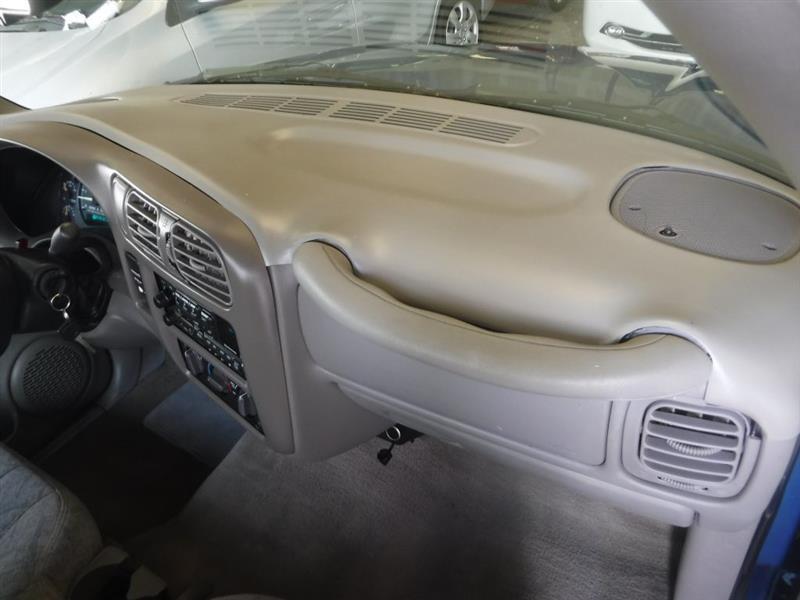 GMC Sonoma SL Reg. Cab Short Bed 2WD 1999