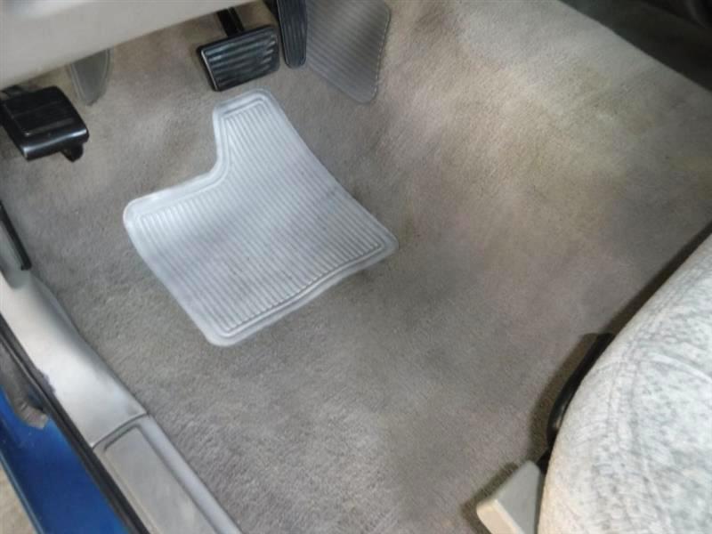 GMC Sonoma SLS Reg. Cab Short Bed 2WD 1999