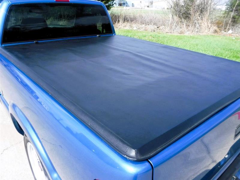 GMC Sonoma SLS Reg. Cab Short Bed 2WD 1999