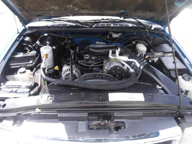 GMC Sonoma SLS Reg. Cab Short Bed 2WD 1999