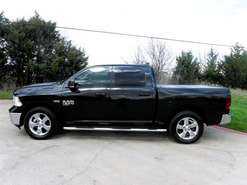 RAM 1500 Classic Lone Star 4x2 Crew Cab 5'7" Box 2019