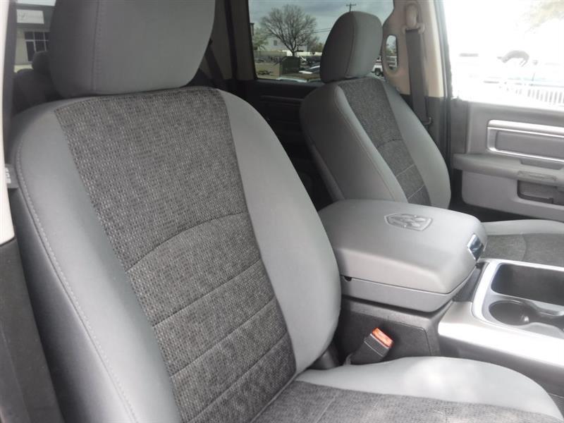 RAM 1500 Classic Lone Star 4x2 Crew Cab 5'7" Box 2019