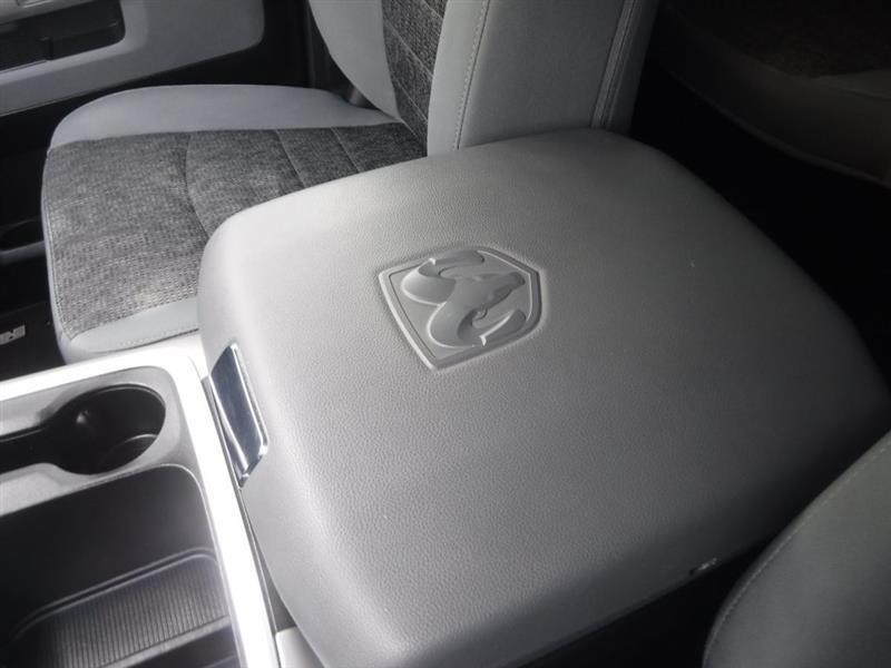 RAM 1500 Classic Lone Star 4x2 Crew Cab 5'7" Box 2019