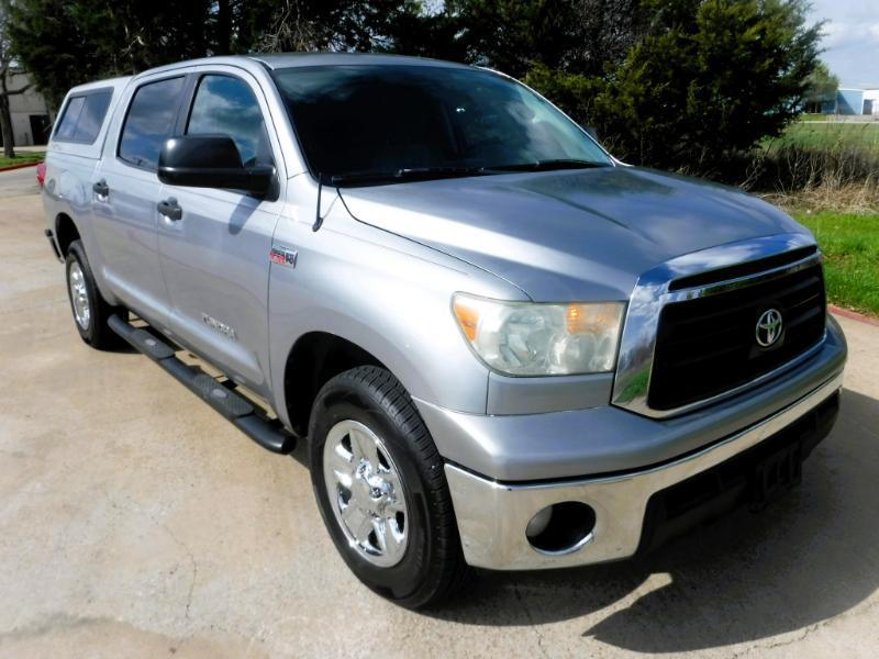 Toyota Tundra Tundra-Grade CrewMax 5.7L 2WD 2010