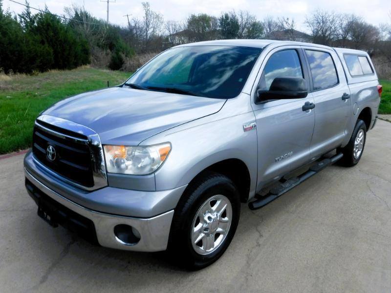 Toyota Tundra Tundra-Grade CrewMax 5.7L 2WD 2010