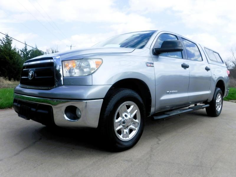 Toyota Tundra Tundra-Grade CrewMax 5.7L 2WD 2010
