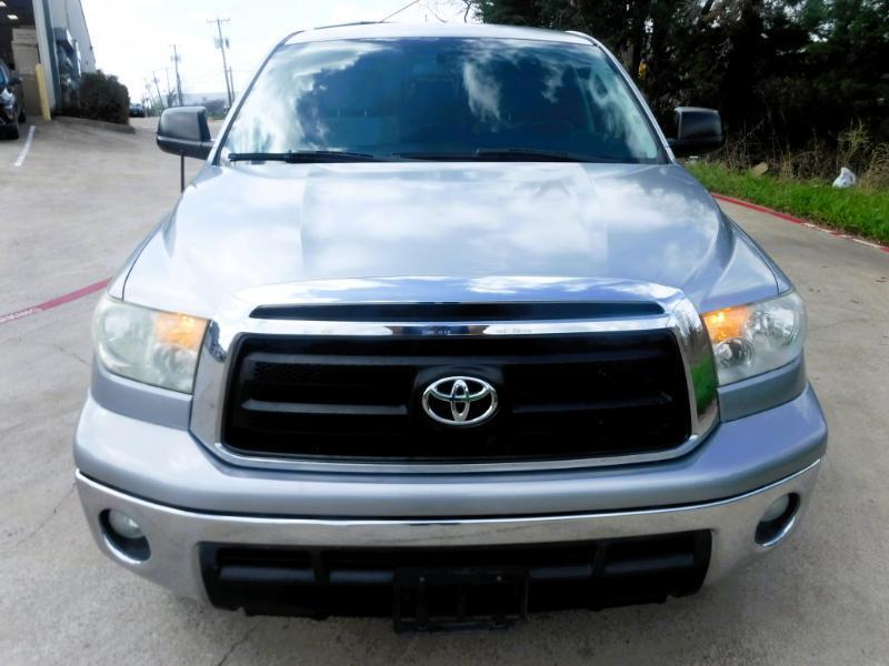 Toyota Tundra Tundra-Grade CrewMax 5.7L 2WD 2010