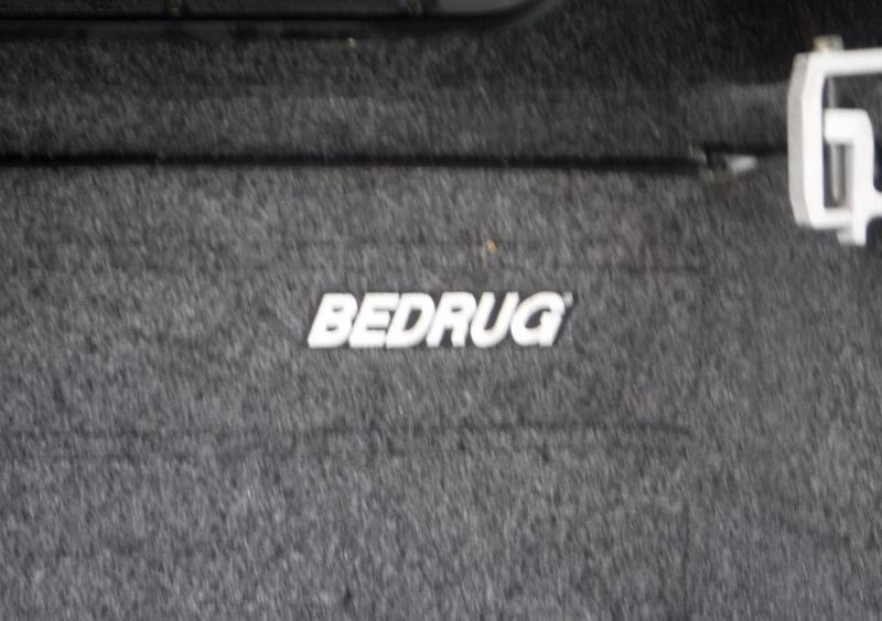 Toyota Tundra Tundra-Grade CrewMax 5.7L 2WD 2010