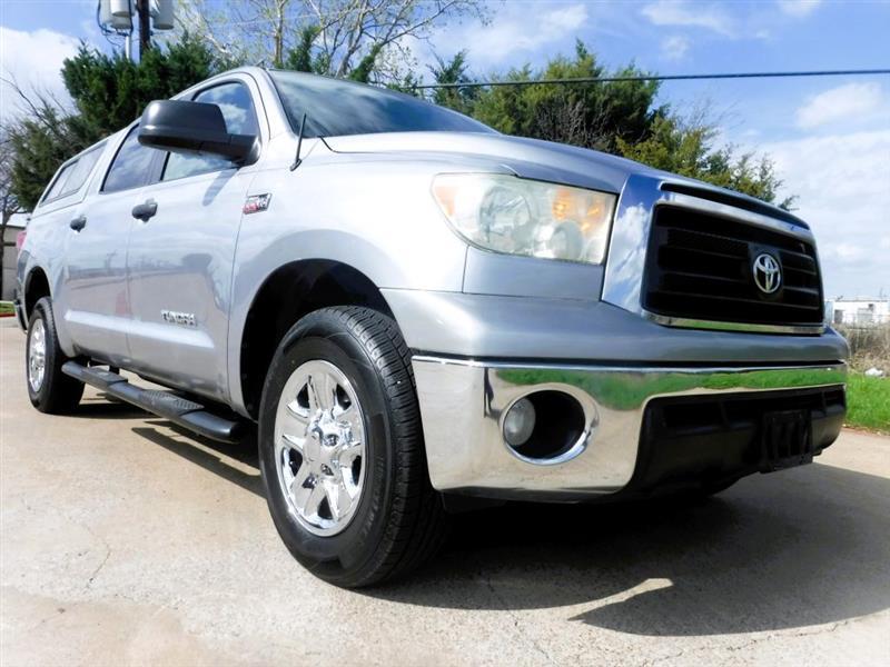 Toyota Tundra Tundra-Grade CrewMax 5.7L 2WD 2010