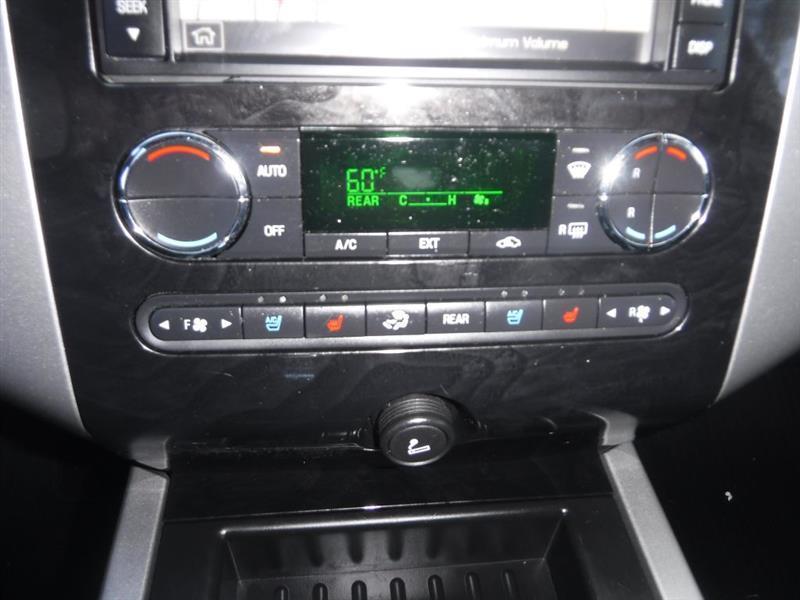 Ford Expedition EL Limited 4D SUV 4WD 2012